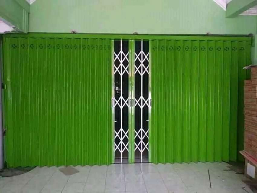 Jasa Pembuatan pintu harmonika di Bali